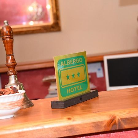 Albergo Dimora Storica Antica Hostelleria Crema Zewnętrze zdjęcie