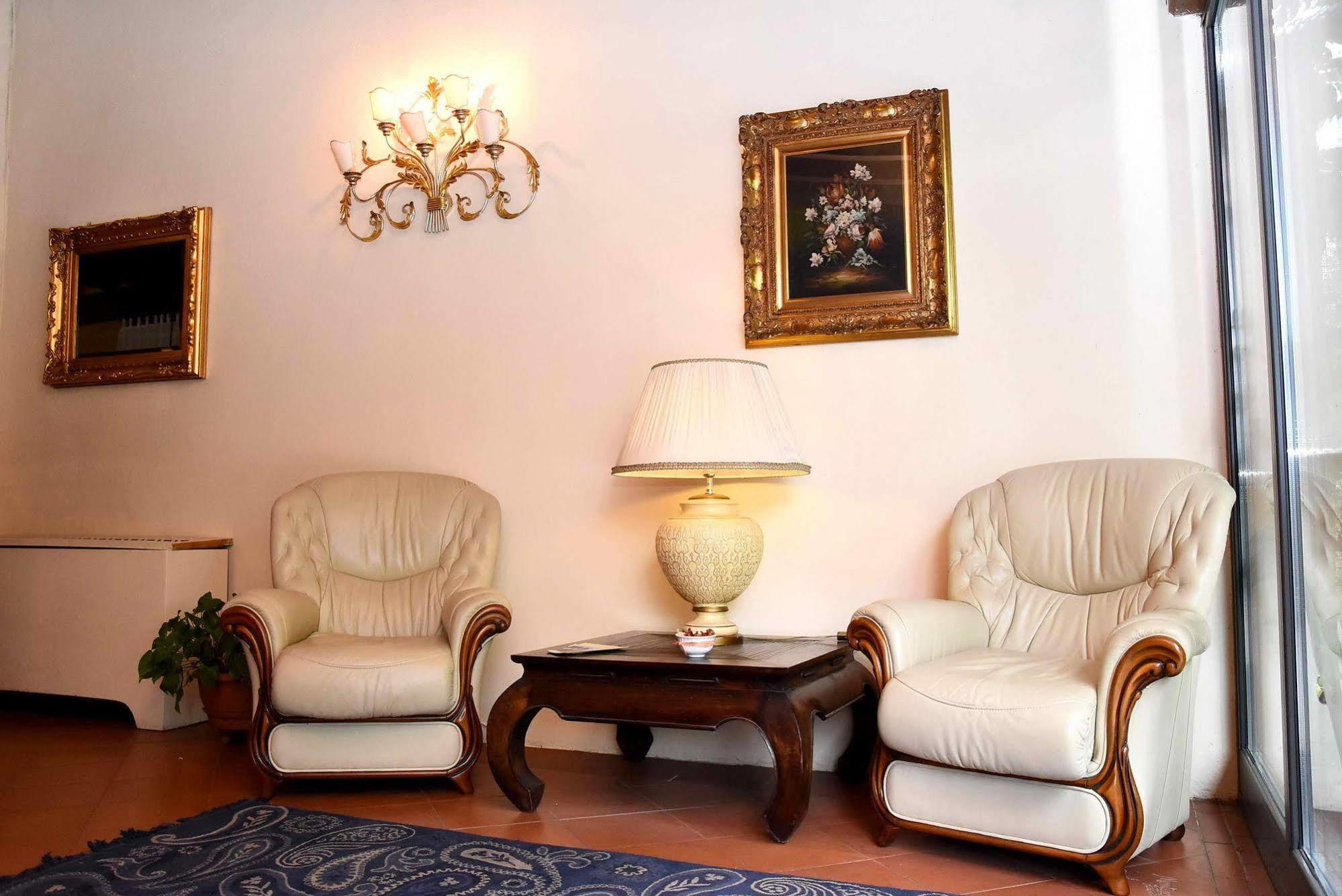 Albergo Dimora Storica Antica Hostelleria Crema Zewnętrze zdjęcie